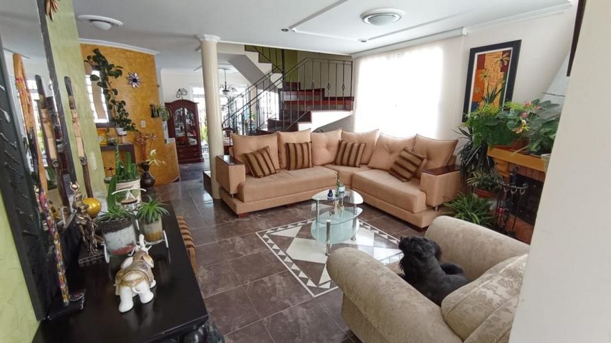 Casa de 4 alcobas en venta en Tunja, Tunja, 273 m² · foto 9 de 24