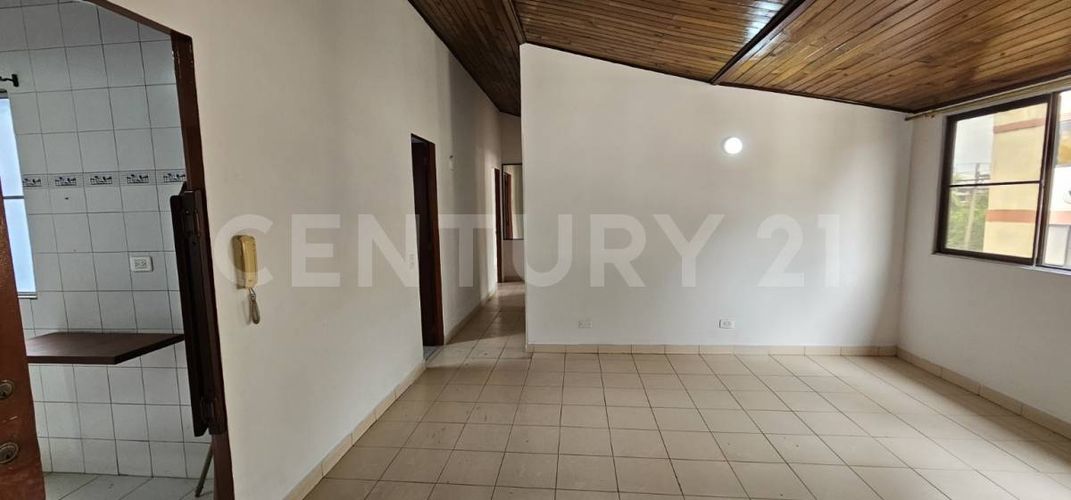 Apartamento de 3 alcobas en venta en Brisas De Los Alamos, Yumbo, 70 m² · foto 2 de 5