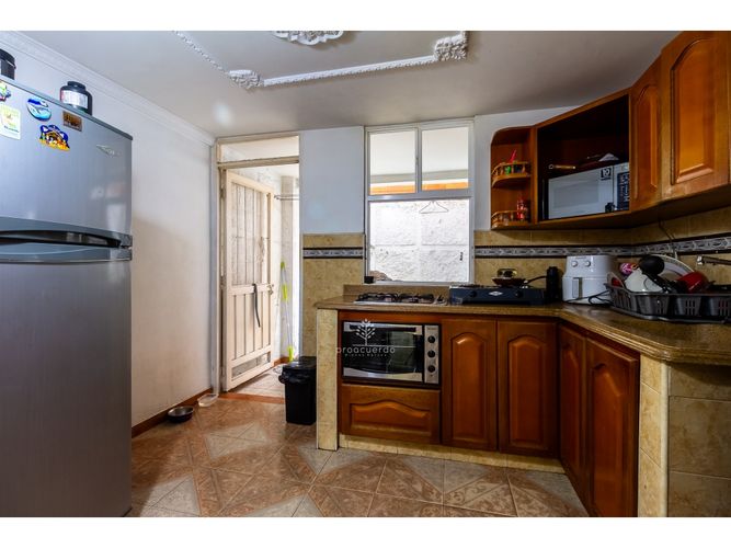Casa de 3 alcobas en venta en Rodeo Alto, Medellín, 120 m² · foto 3 de 18
