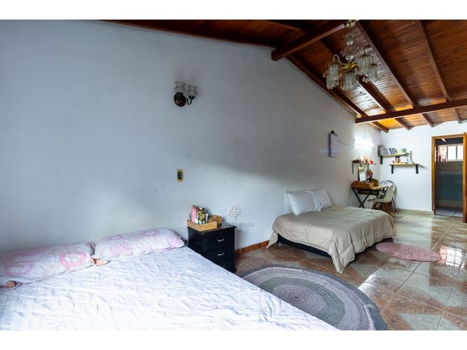Casa de 3 alcobas en venta en Rodeo Alto, Medellín, 120 m² · foto 11 de 18
