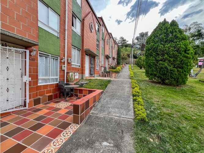 Casa de 3 alcobas en venta en Rodeo Alto, Medellín, 120 m² · foto 18 de 18