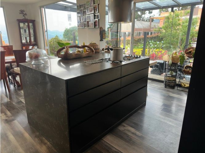 Casa de 4 alcobas en arriendo en Aposentos, Sopó, 270 m² · foto 14 de 20