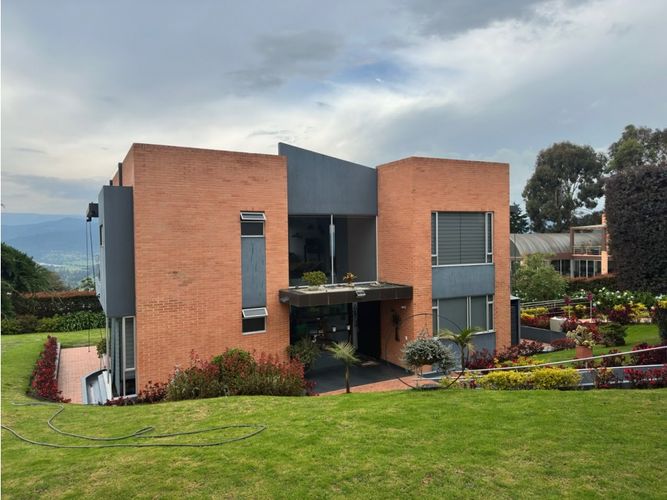 Casa de 4 alcobas en arriendo en Aposentos, Sopó, 270 m² · foto 19 de 20