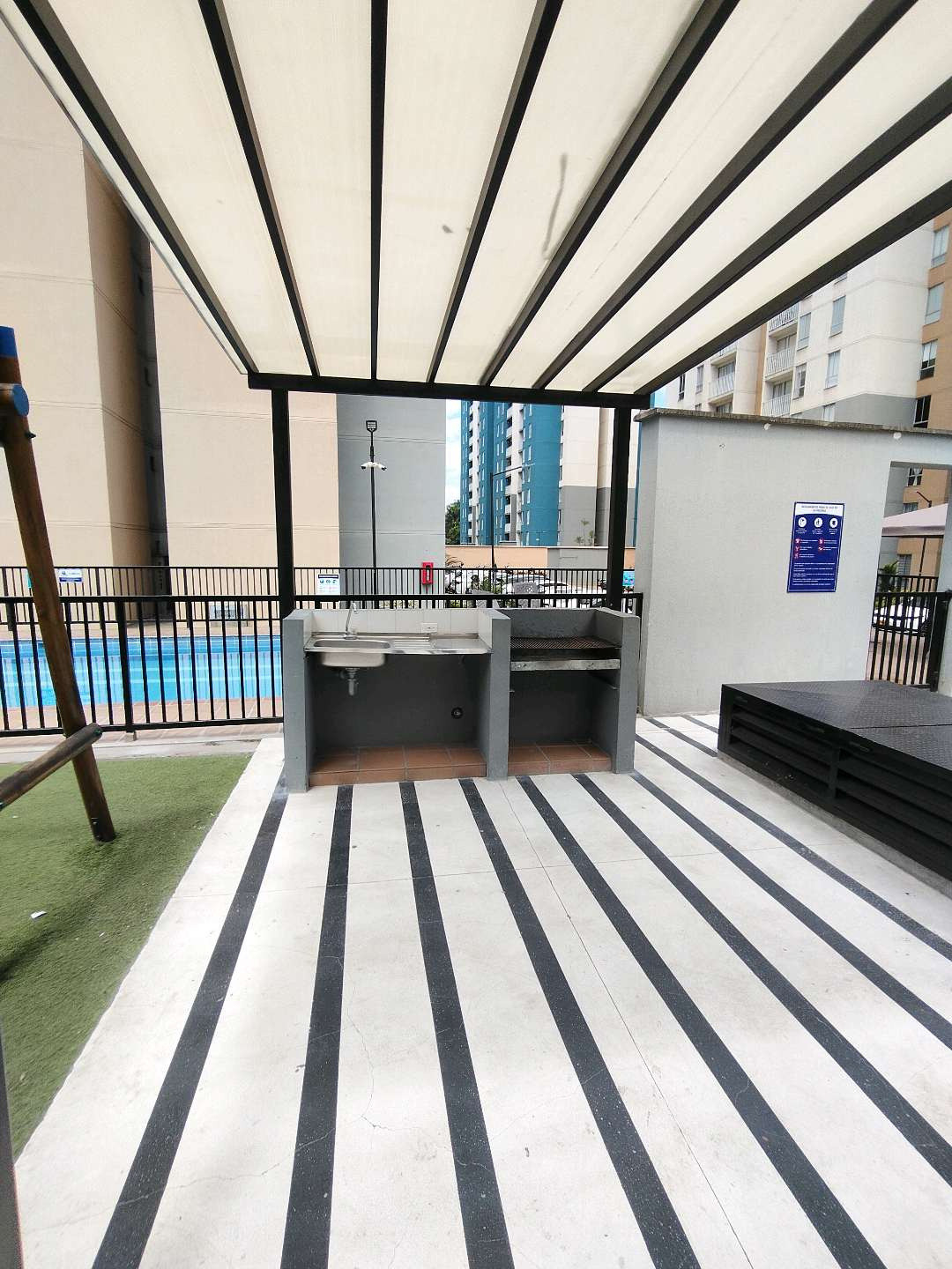 Apartamento en venta en Brisas De Los Alamos, Cali · foto 2 de 24