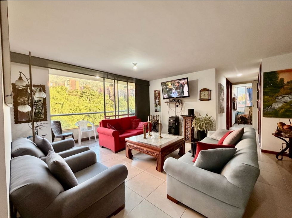 Apartamento en venta en Cumbres, Envigado · foto 2 de 19