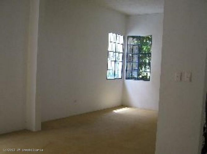 Casa de 5 alcobas en venta en San Fernando Viejo, Cali, 370 m² · foto 3 de 5
