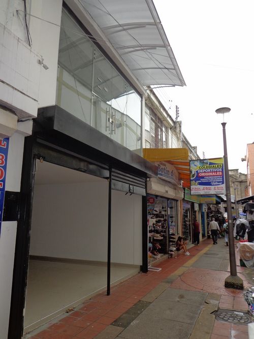 Local en venta en Centro, Bucaramanga, 120 m² · foto 3 de 15