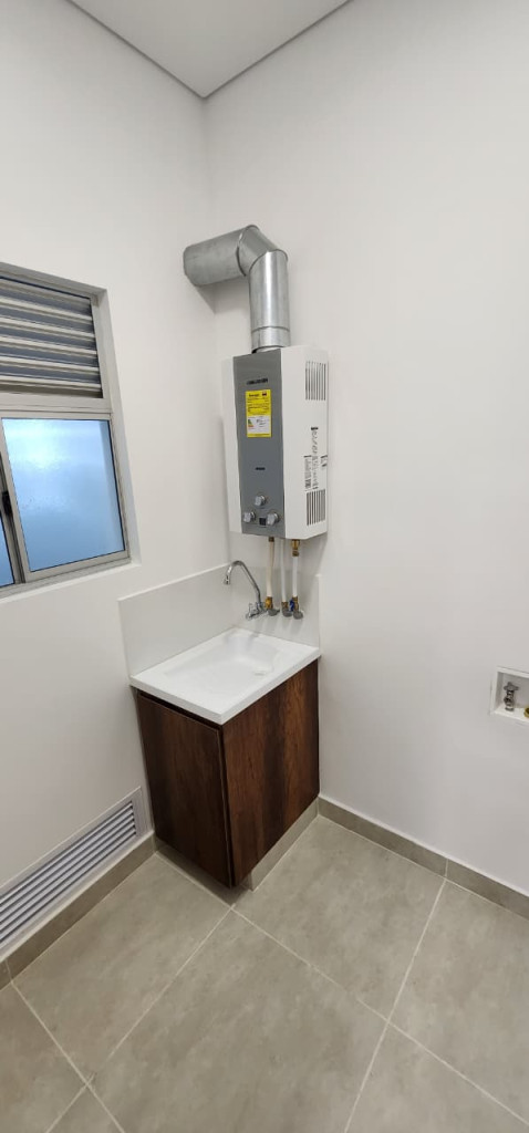 Apartamento en venta en Mirandela, Bogotá · foto 9 de 17