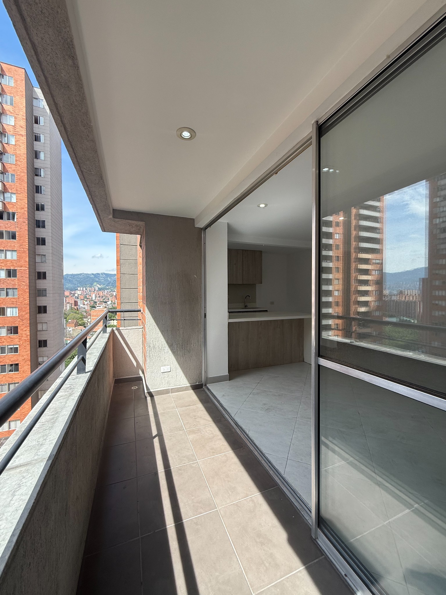 Apartamento en venta en San German, Medellín · foto 7 de 24