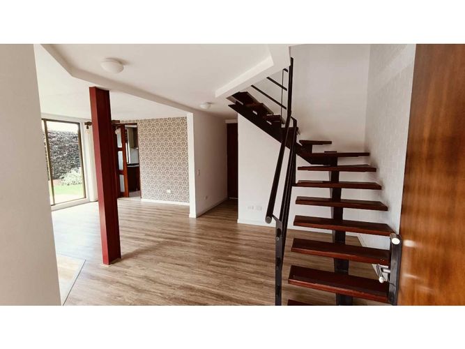 Casa de 3 alcobas en venta en Cr La Luna, Chía, 164 m² · foto 3 de 24