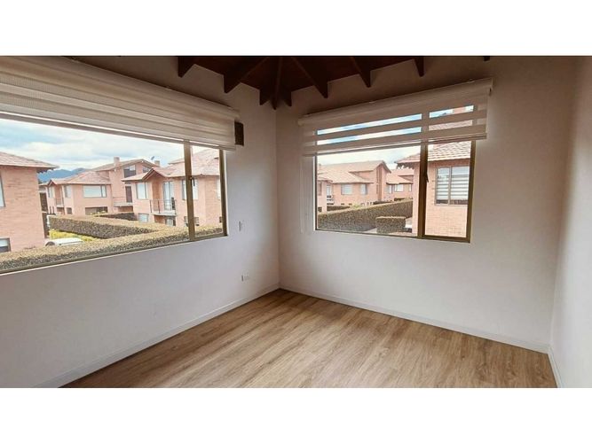 Casa de 3 alcobas en venta en Cr La Luna, Chía, 164 m² · foto 19 de 24