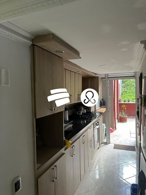 Apartamento de 3 alcobas en venta en La Milagrosa, Medellín, 112 m² · foto 6 de 18
