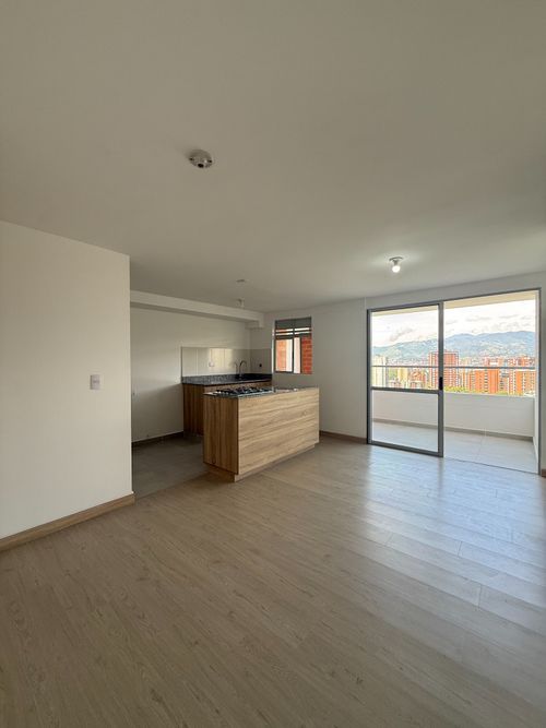Apartamento en venta en Altamira, Medellín · foto 6 de 24