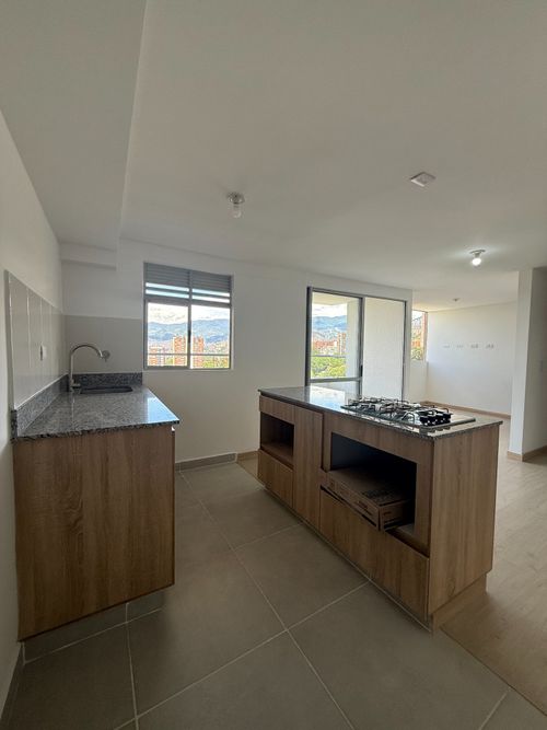 Apartamento en venta en Altamira, Medellín · foto 10 de 24