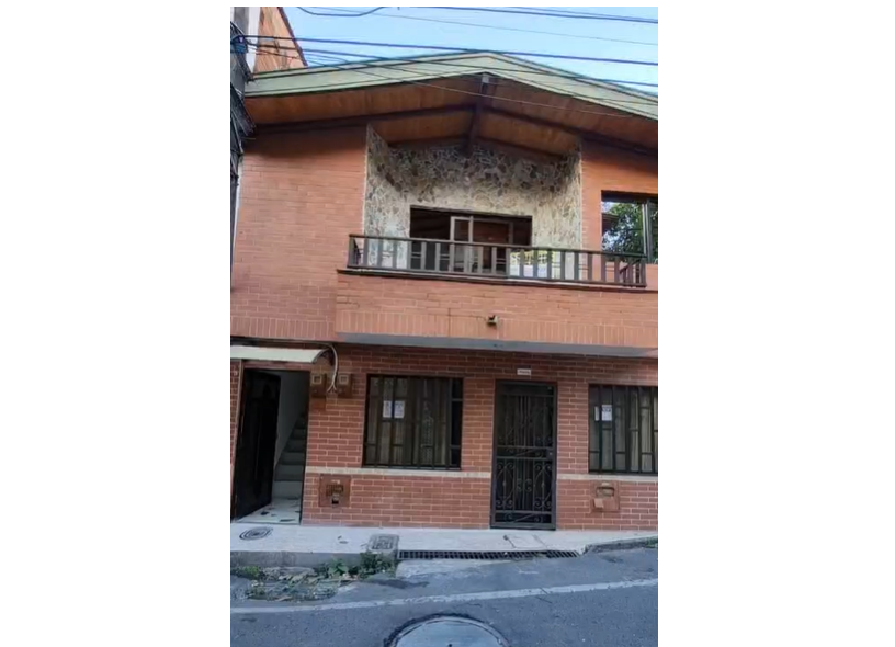 3BR House in Camino Verde (92 m²) for Sale - 4
