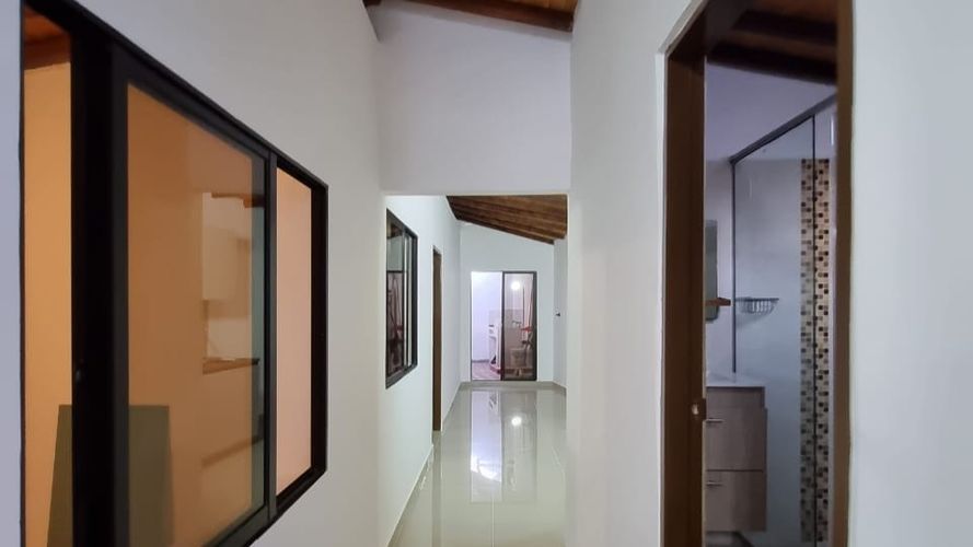 Casa de 3 alcobas en venta en La Mina, Envigado, 92 m² · foto 8 de 24