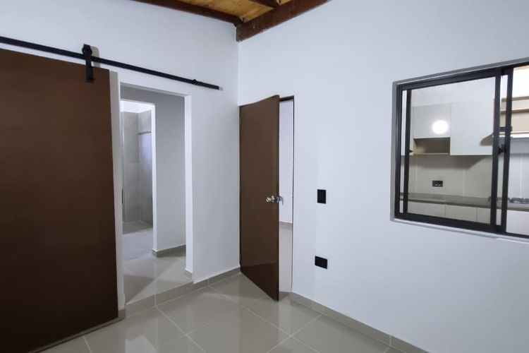 Casa de 3 alcobas en venta en La Mina, Envigado, 92 m² · foto 19 de 24