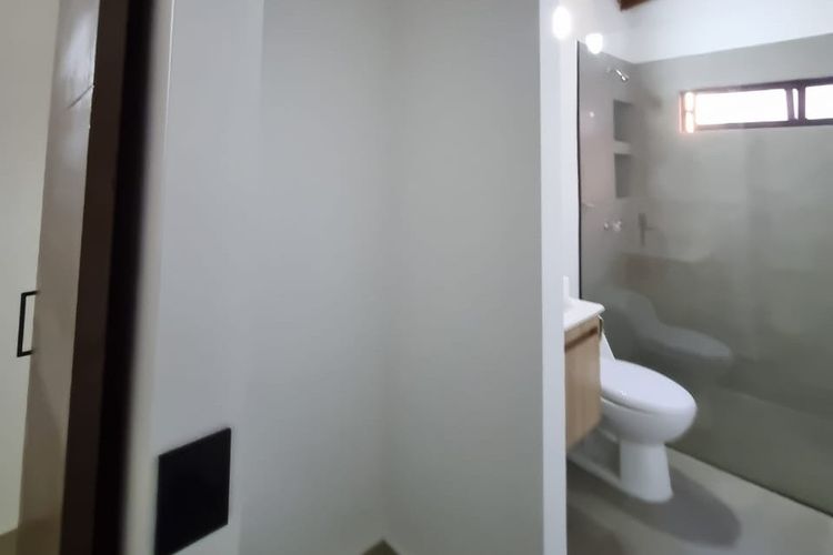 Casa de 3 alcobas en venta en La Mina, Envigado, 92 m² · foto 23 de 24