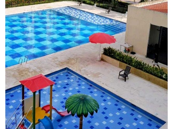 Apartamento de 2 alcobas en venta en Las Palmas, Girardot, 56 m² · foto 8 de 13