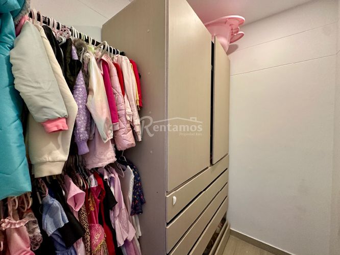 Casa de 5 alcobas en venta en Altos Del Poblado, Medellín, 350 m² · foto 12 de 17
