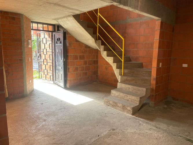 Casa de 2 alcobas en venta en Ub. Villa Paulina Etapa Ii, Jamundí, 48 m² · foto 3 de 14