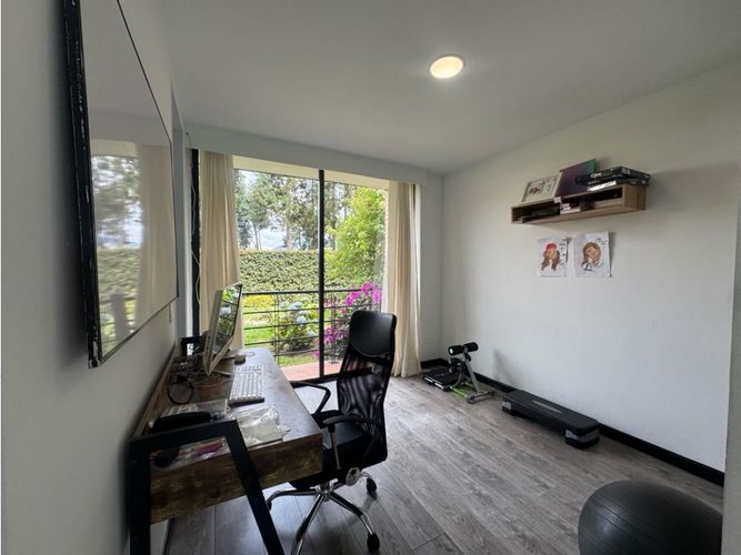 Casa de 5 alcobas en venta en Centro, Sopó, 280 m² · foto 6 de 21