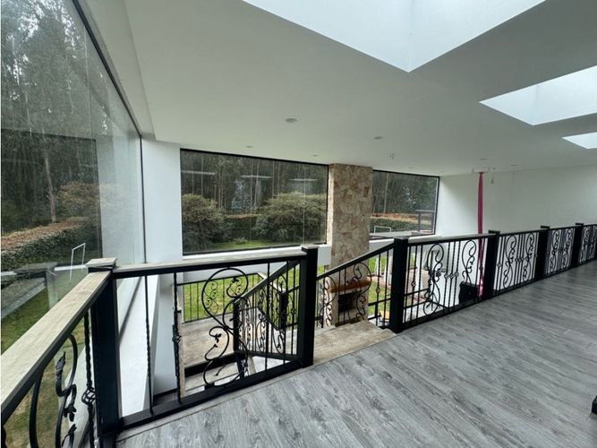 Casa de 5 alcobas en venta en Centro, Sopó, 280 m² · foto 8 de 21
