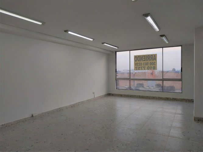 Oficina en arriendo en Siberia, Cota, 29 m² · foto 2 de 16