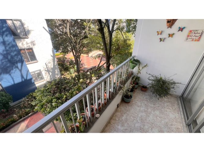 Apartamento de 3 alcobas en venta en Cañaveral, Floridablanca, 106 m² · foto 2 de 12