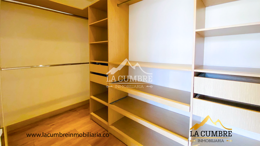 Apartamento de 2 alcobas en arriendo en Castropol, Medellín, 116 m² · foto 23 de 24