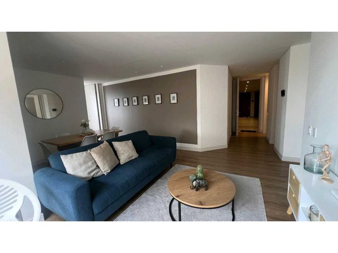 Apartamento de 2 alcobas en venta en San Patricio, Bogotá, 79 m² · foto 3 de 23