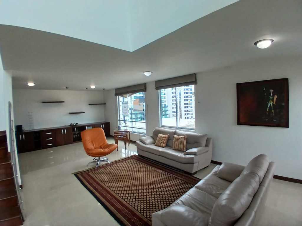 Apartamento en venta en Pinares, Pereira · foto 2 de 24