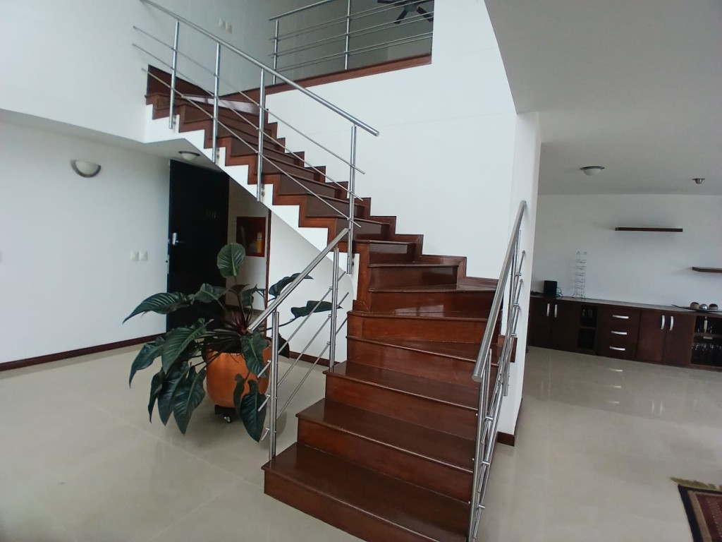 Apartamento en venta en Pinares, Pereira · foto 6 de 24