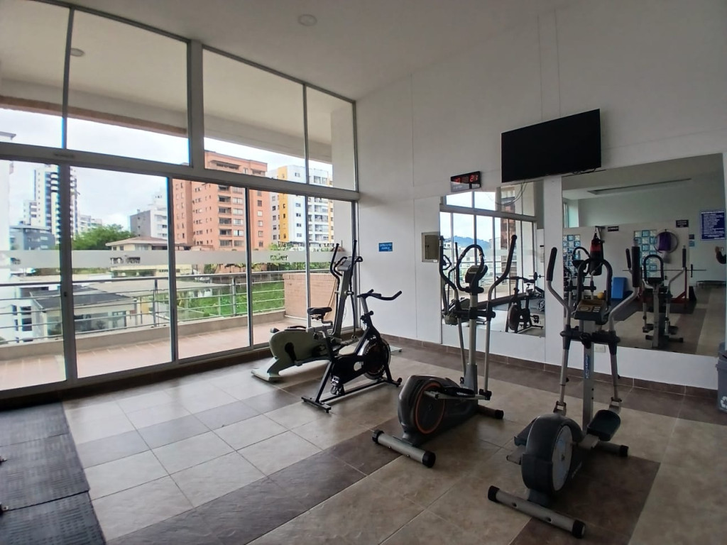 Apartamento en venta en Pinares, Pereira · foto 16 de 24