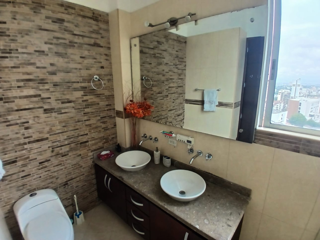 Apartamento en venta en Pinares, Pereira · foto 19 de 24