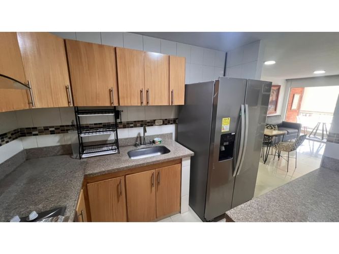 Apartamento de 3 alcobas en venta en Urbanizacion Piñar De Versalles, Floridablanca, 75 m² · foto 2 de 12