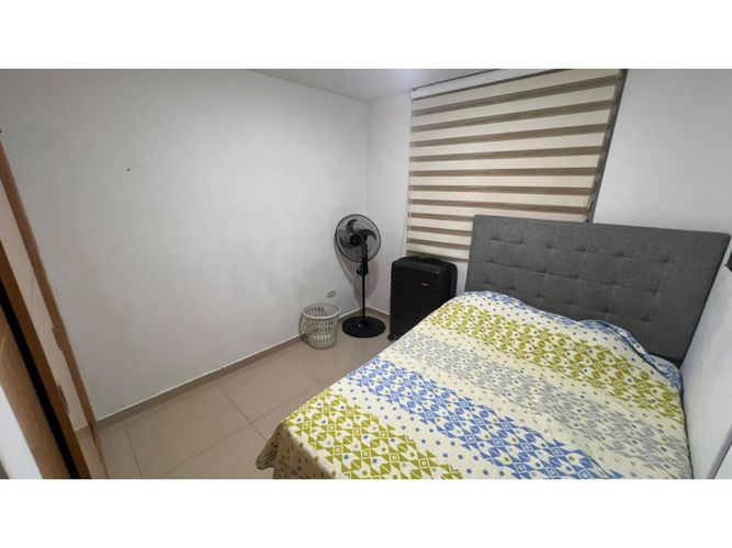 Apartamento de 3 alcobas en venta en Urbanizacion Piñar De Versalles, Floridablanca, 75 m² · foto 8 de 12