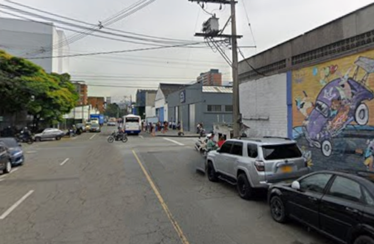 Edificio en venta en Perpetuo Socorro, Medellín, 5 m² · foto 2 de 3