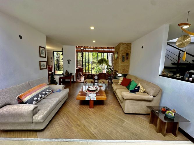 Casa de 4 alcobas en venta en Cerca De Piedra, Chía, 244 m² · foto 11 de 24