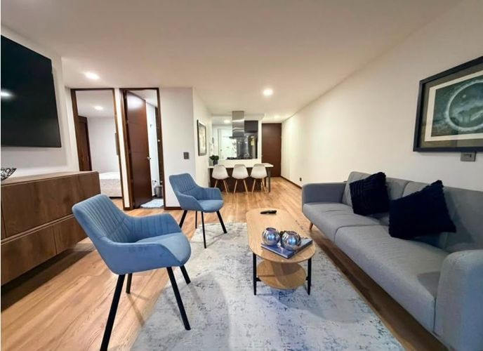 Apartamento de 2 alcobas en arriendo en Loma Benedictinos, Envigado, 65 m² · foto 2 de 12