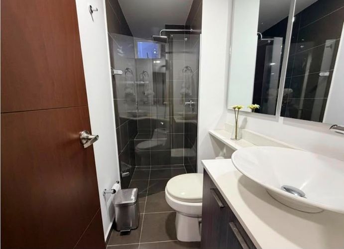 Apartamento de 2 alcobas en arriendo en Loma Benedictinos, Envigado, 65 m² · foto 11 de 12