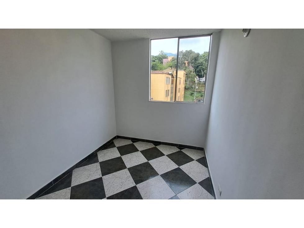 Apartamento en venta en San Antonio De Prado, Medellín · foto 13 de 22