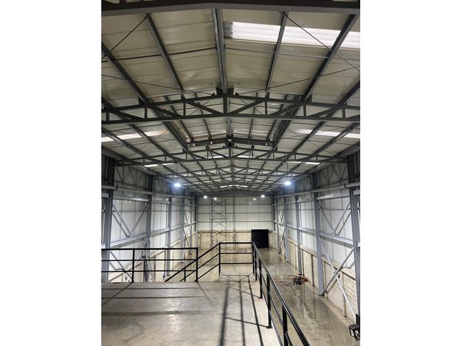 Bodega en venta en La Bella, Pereira, 730 m² · foto 8 de 10