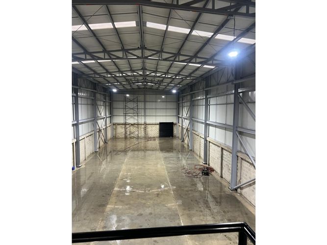 Bodega en venta en La Bella, Pereira, 730 m² · foto 9 de 10