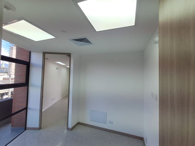 Consultorio en arriendo en Laureles, Medellín, 33 m² · foto 11 de 21