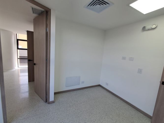 Consultorio en arriendo en Laureles, Medellín, 33 m² · foto 12 de 21