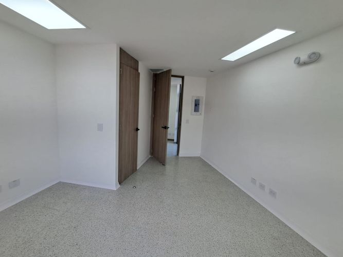 Consultorio en arriendo en Laureles, Medellín, 33 m² · foto 19 de 21