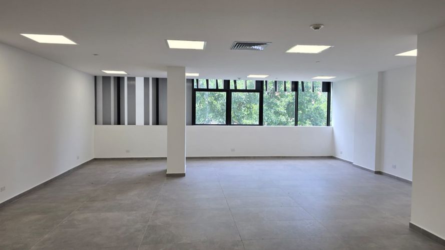 Oficina en arriendo en Ciudad Del Río, Medellín, 85 m² · foto 2 de 11