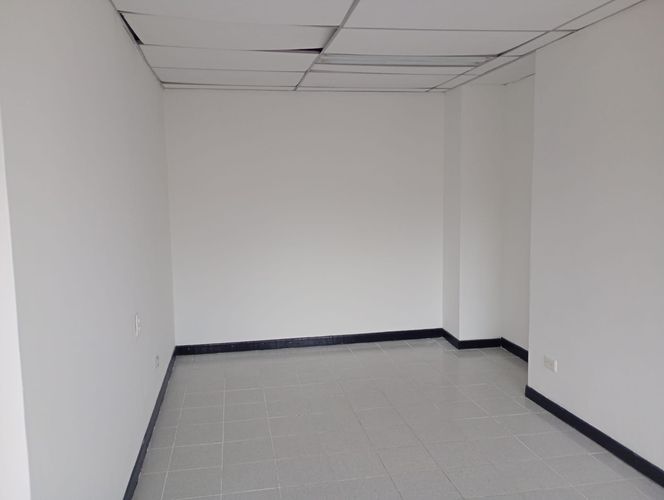 Oficina en arriendo en Laureles, Medellín, 70 m² · foto 10 de 12