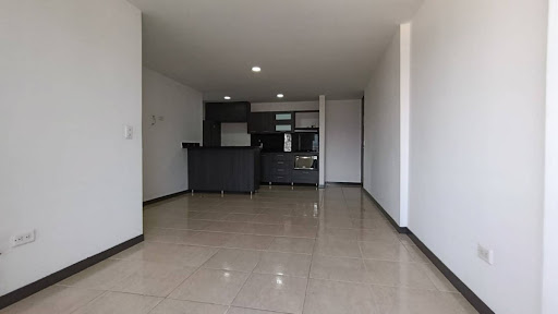 3BR Apartment in El esmeraldal (75 m²) - 2
